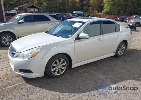 2011 Subaru Legacy 2.5I Premium из США, поврежденный, VIN 4S3BMCG63B3251153